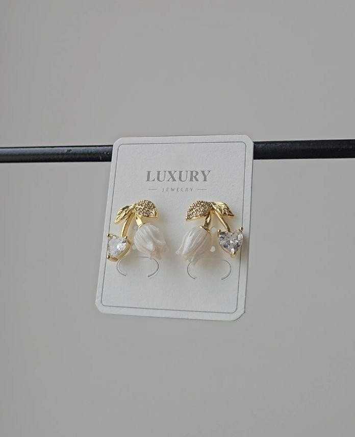 Luxury Çiçek Taşlı Küpe