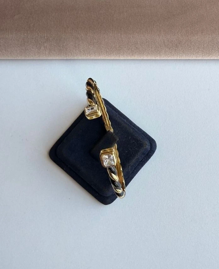 Pirinç Vip Taşlı Mineli Kelepçe