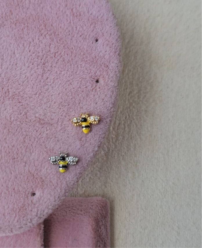 Çelik Arılı (Arkası Düz) Piercing