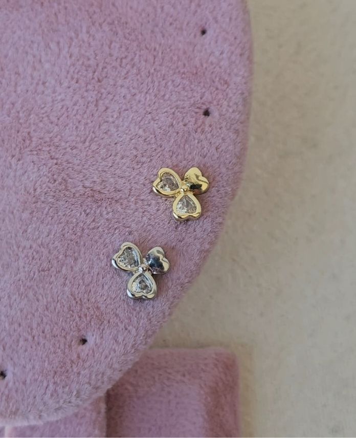Çelik Kalp Çiçek Taşlı (Arkası Düz) Piercing