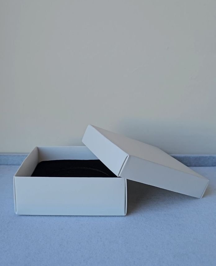 Aksesuar 3X9X9Cm Süngerli Beyaz Kutu