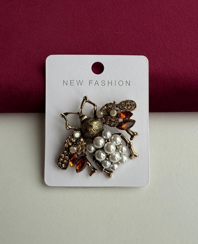 Pirinç Arı İncili Broş