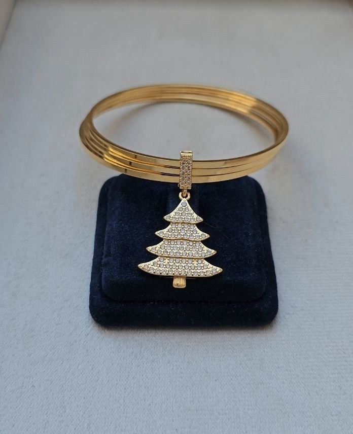 Ajda Charm