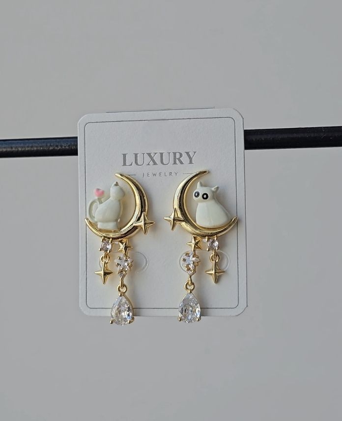 Luxury Gezegen Kedi Taşlı Küpe