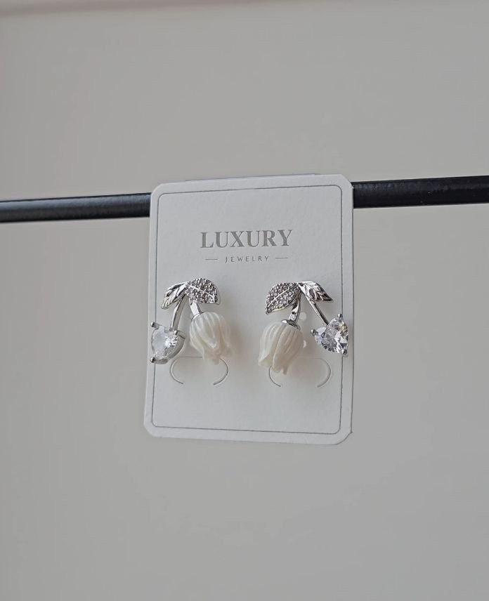 Luxury Çiçek Taşlı Küpe