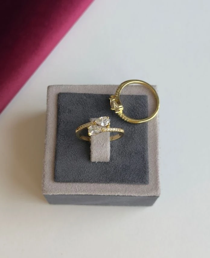 Xuping Numaralı Damla Taşlı 14K Yüzük