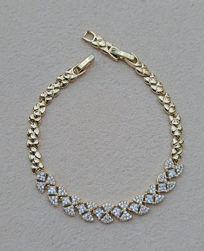 Xuping Kurdele Taşlı Gold Bileklik