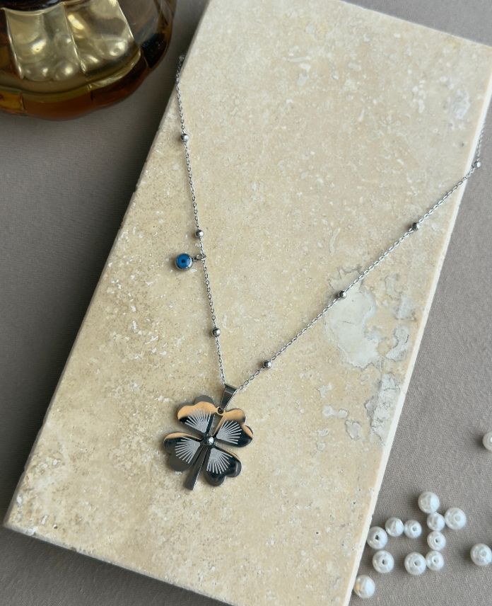 Çelik Yonca Nazar Kolye