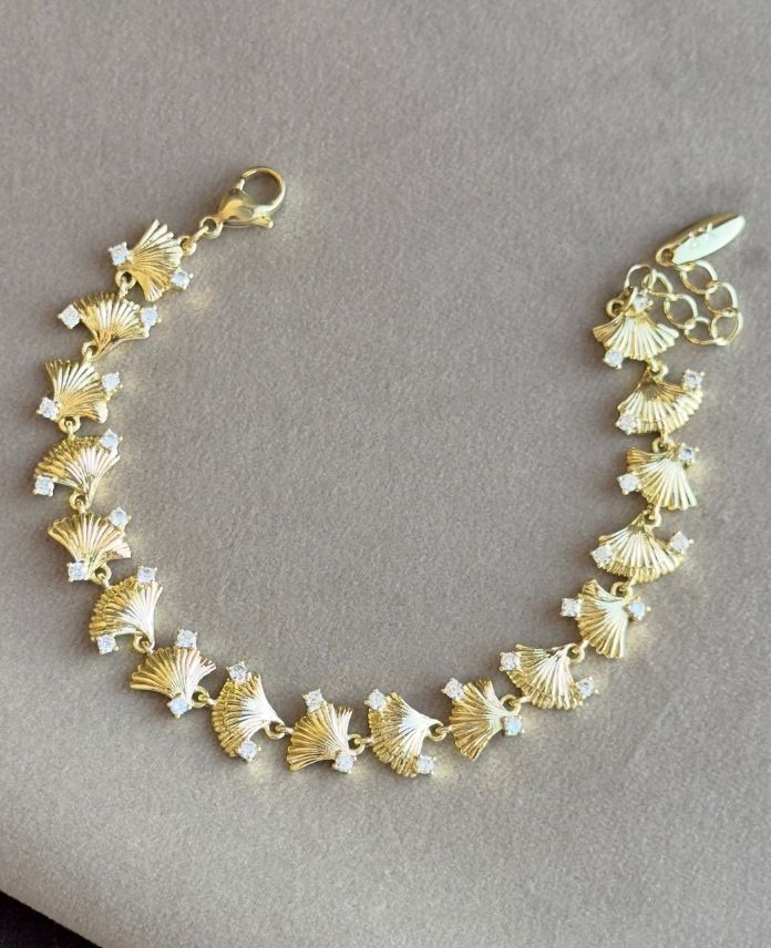 Pirinç İstiridye Taşlı Gold Bileklik