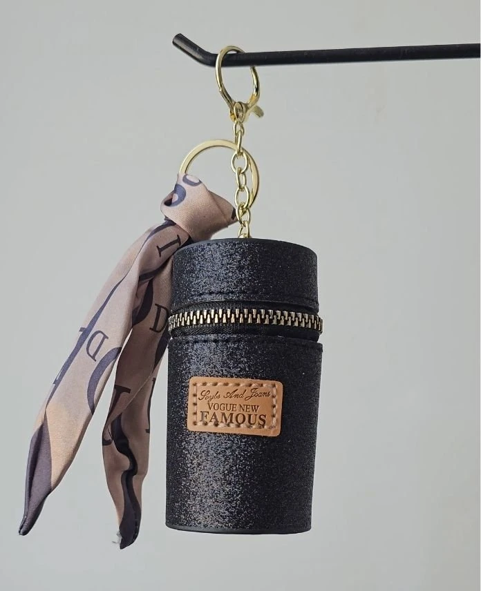 Aksesuar Çanta Silindir Simli Siyah Anahtarlık