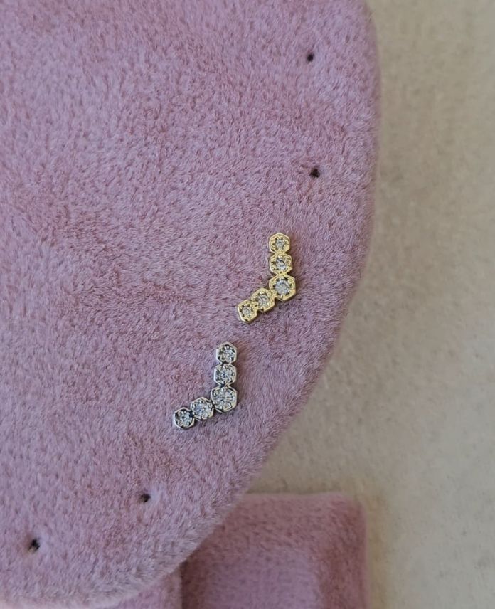Çelik Yuvarlak Taşlı (Arkası Düz) Piercing