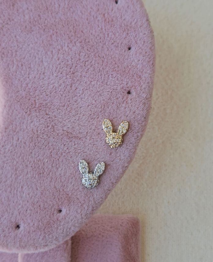 Çelik Tavşan Taşlı (Arkası Düz) Piercing