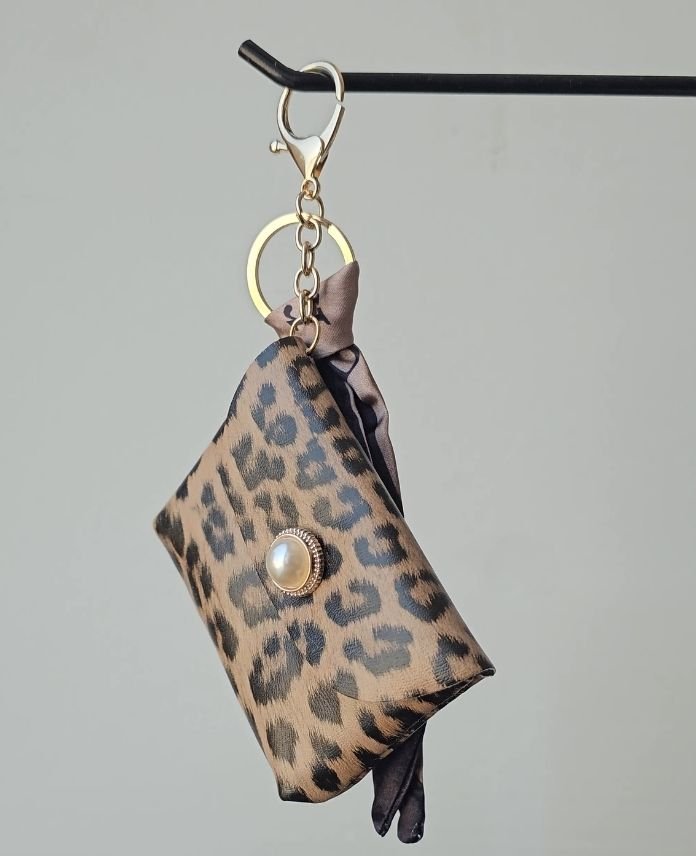 Aksesuar Çanta Leopar Desenli Anahtarlık