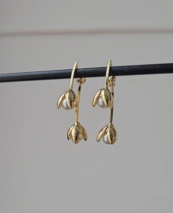 Luxury 2 Çiçek İncili Küpe