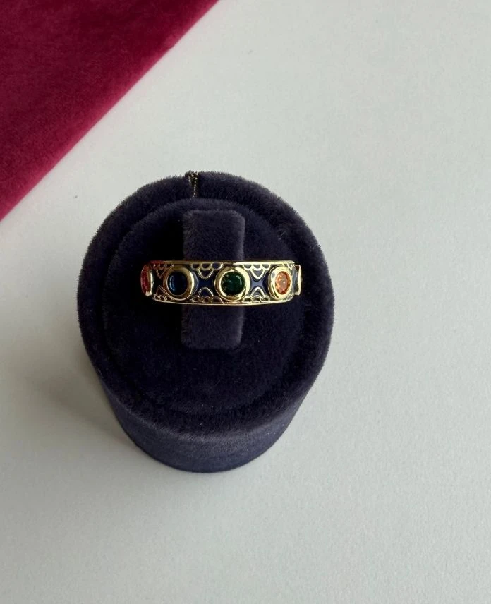 Pirinç Ayarlamalı Lacivert Yuvarlak Renkli Taşlı Yüzük