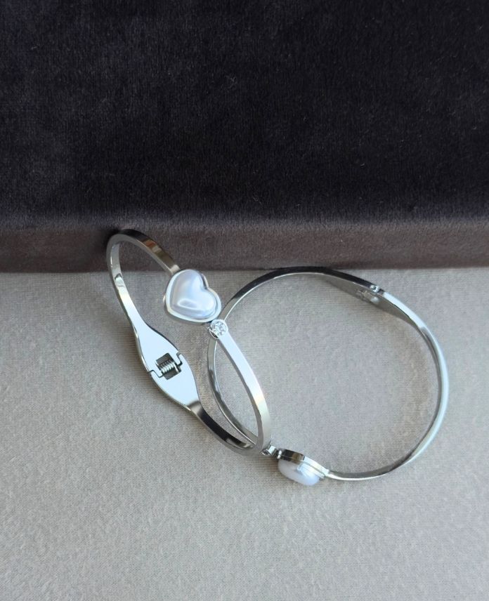 Çelik Kalp Sedef Taşlı Kelepçe