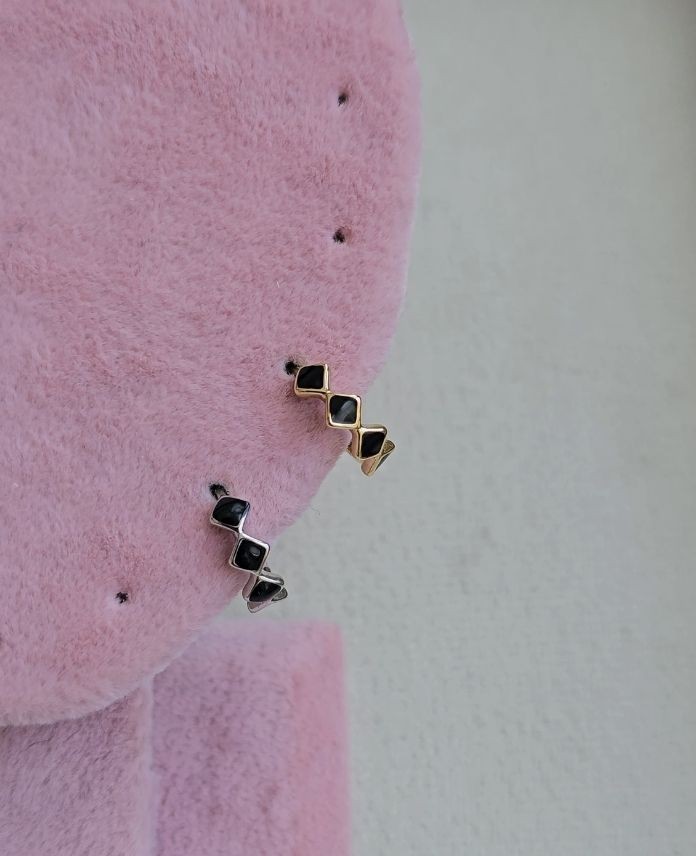 Pirinç Helix Siyah Piercing
