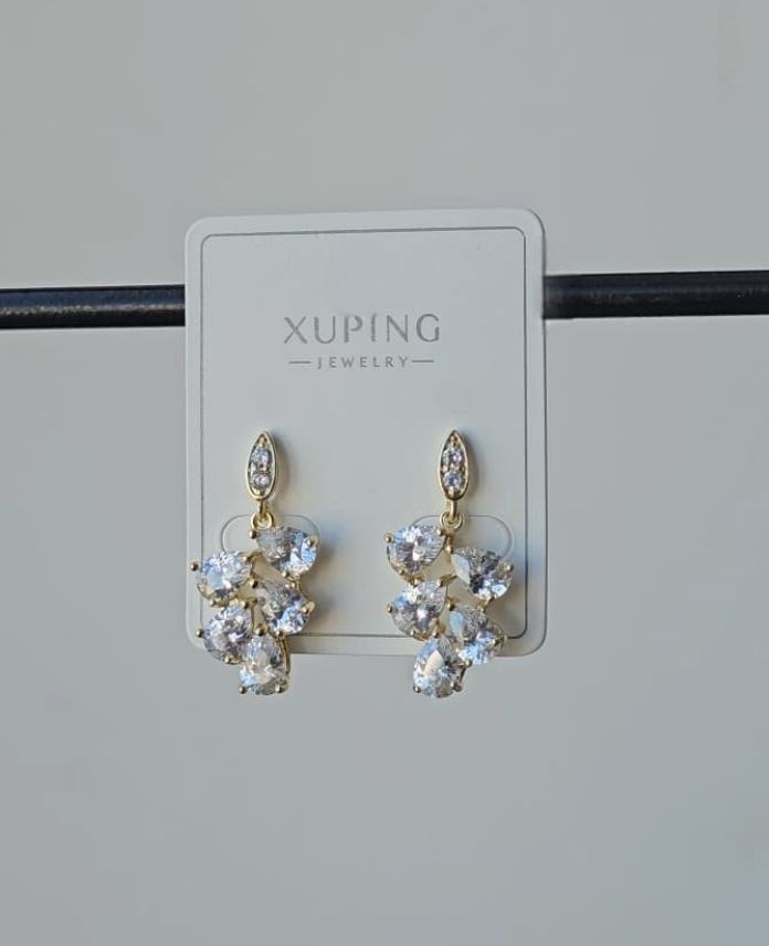 Xuping Damla Taşlı Gold Küpe
