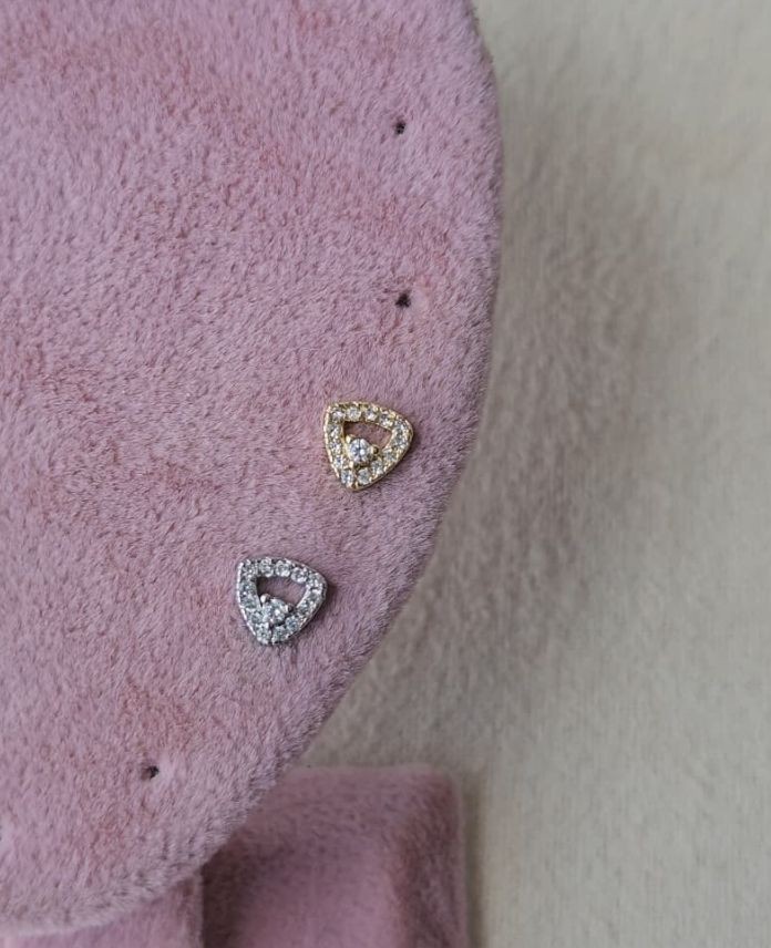 Çelik Kalp Taşlı (Arkası Düz) Piercing