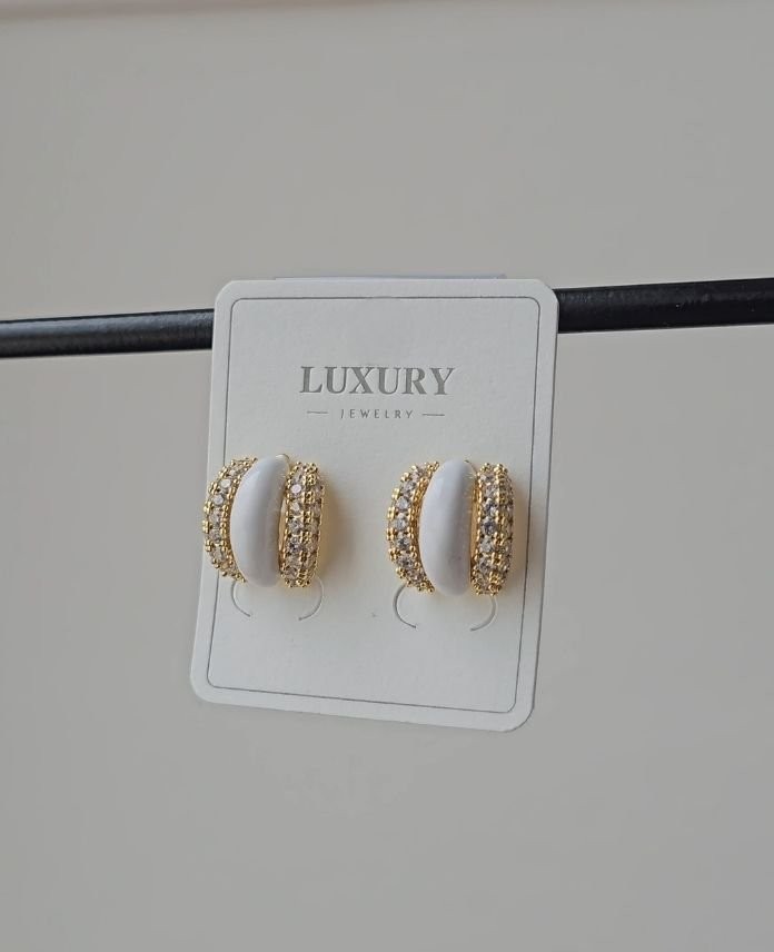 Luxury Halka Beyaz Taşlı Küpe