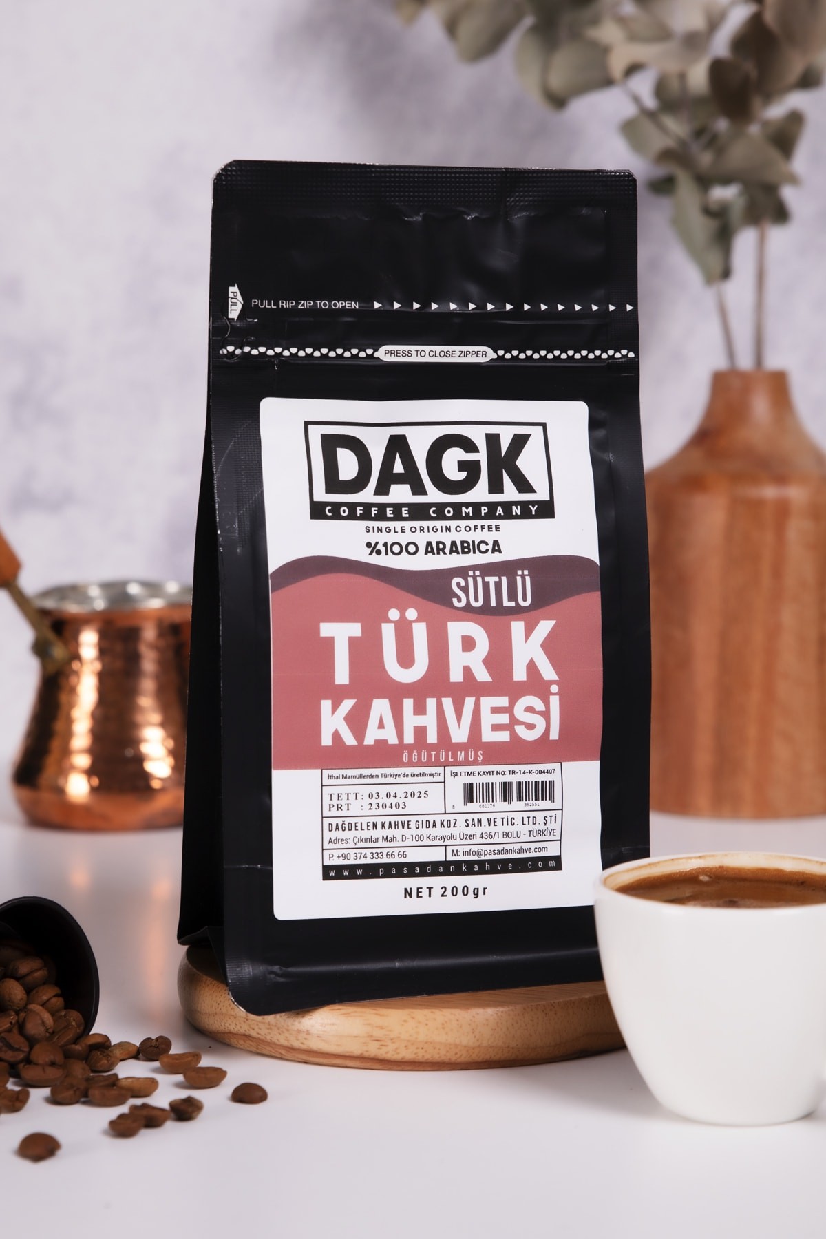 Sütlü Türk Kahvesi