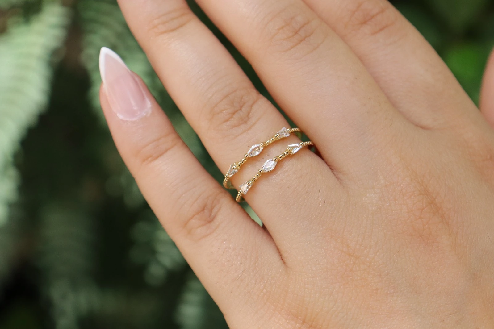  Taş Detaylı İnce Yüzük 