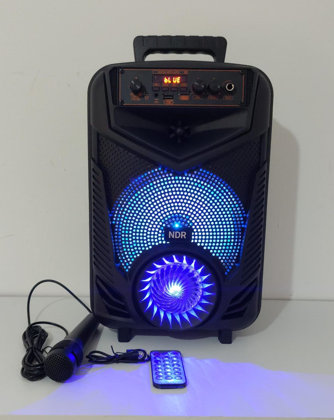 NDR-P44 Mikrofonlu Kumandalı Rgb Ledli 8'inç Taşınabilir Bluetooth Hoparlör Usb-Tf-Fm Radyo