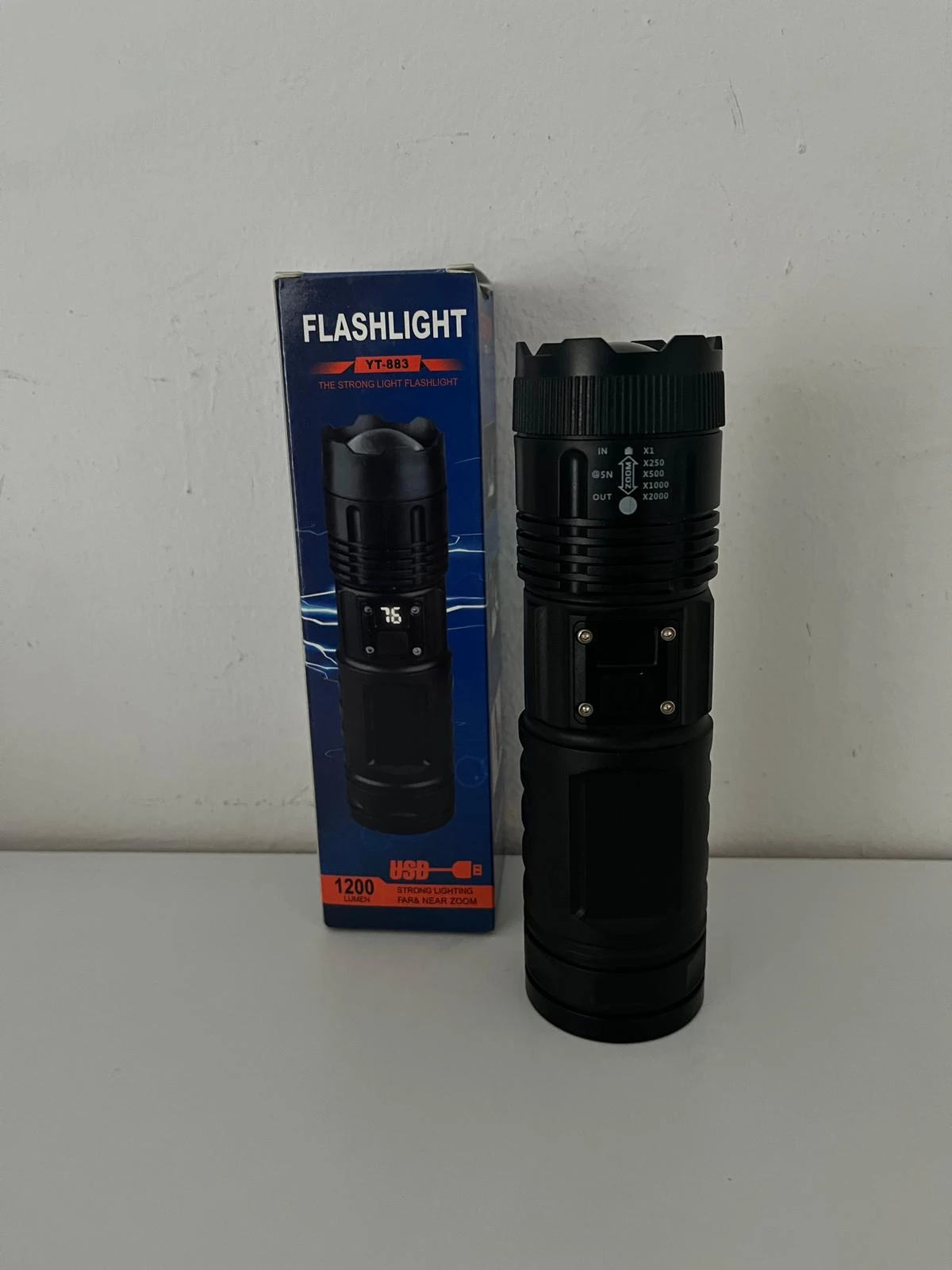 Flaşlı Zoomlu Fener