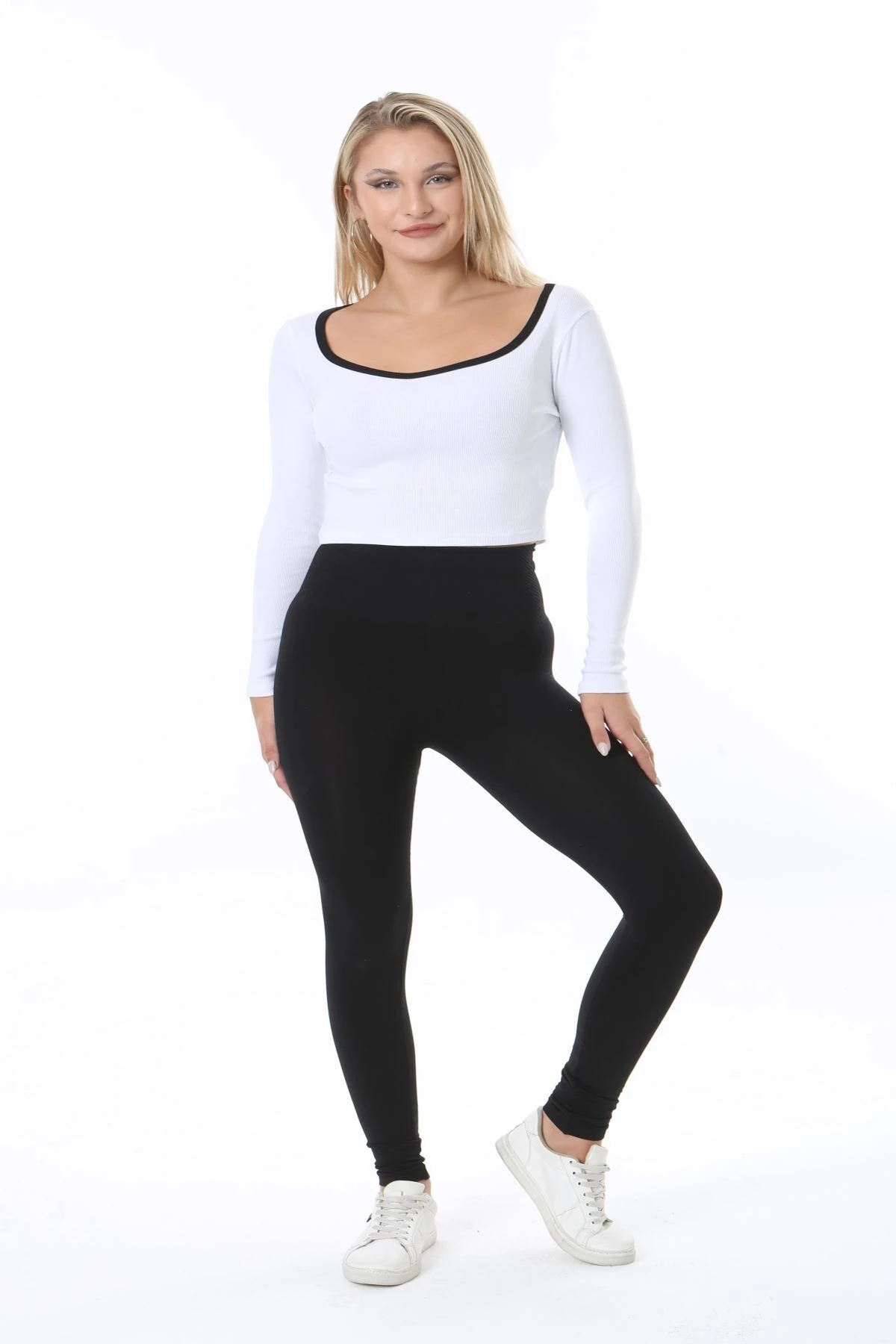 Kadın Crop Uzun Kol Bluz,Yaka ucu Contrast ,Kalp & Havuz Yaka ,Fitilli Likralı Kaşkorse Kumaş