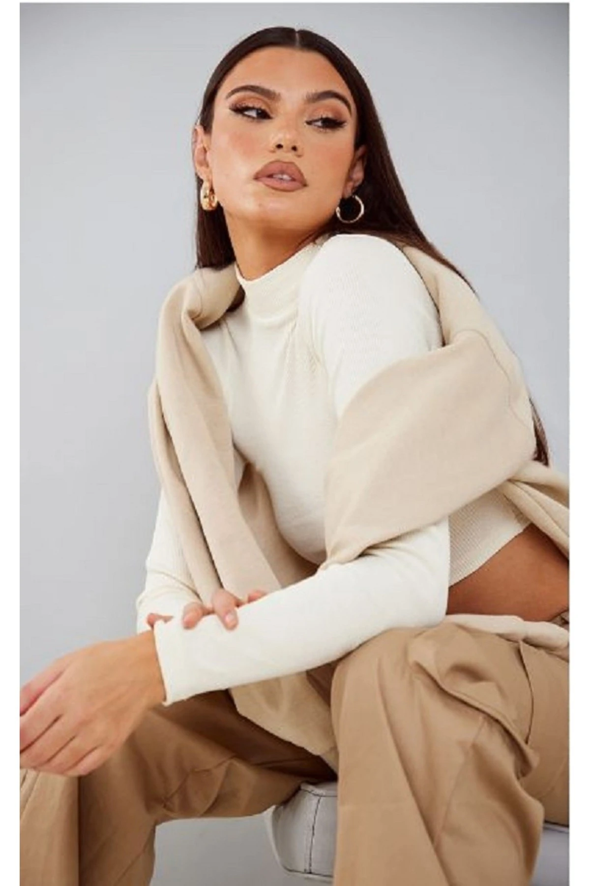 KADIN BOĞAZLI UZUN KOL CROP KAŞKORSE FİTİLLİ KUMAŞ