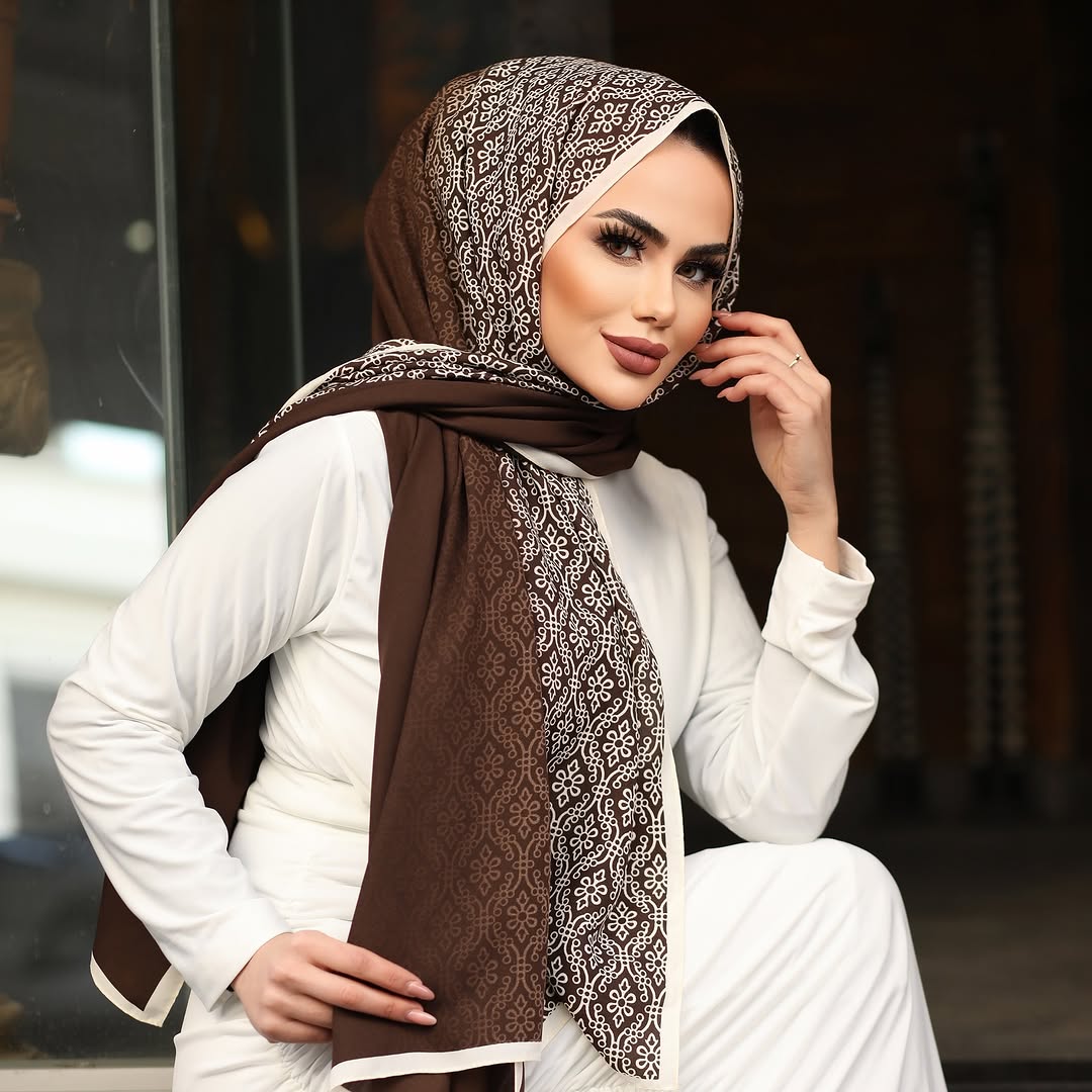 İran İpeği Kıvrım Desen