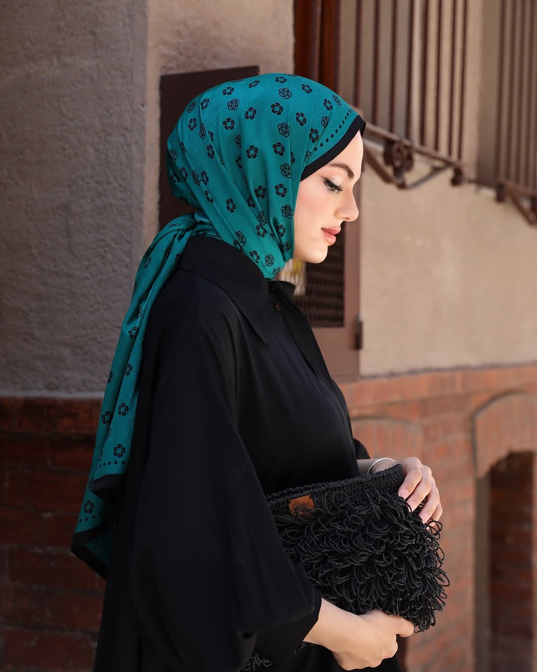 İran İpeği Gül Desen