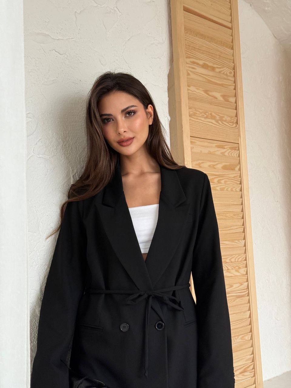 Siyah ceket takım