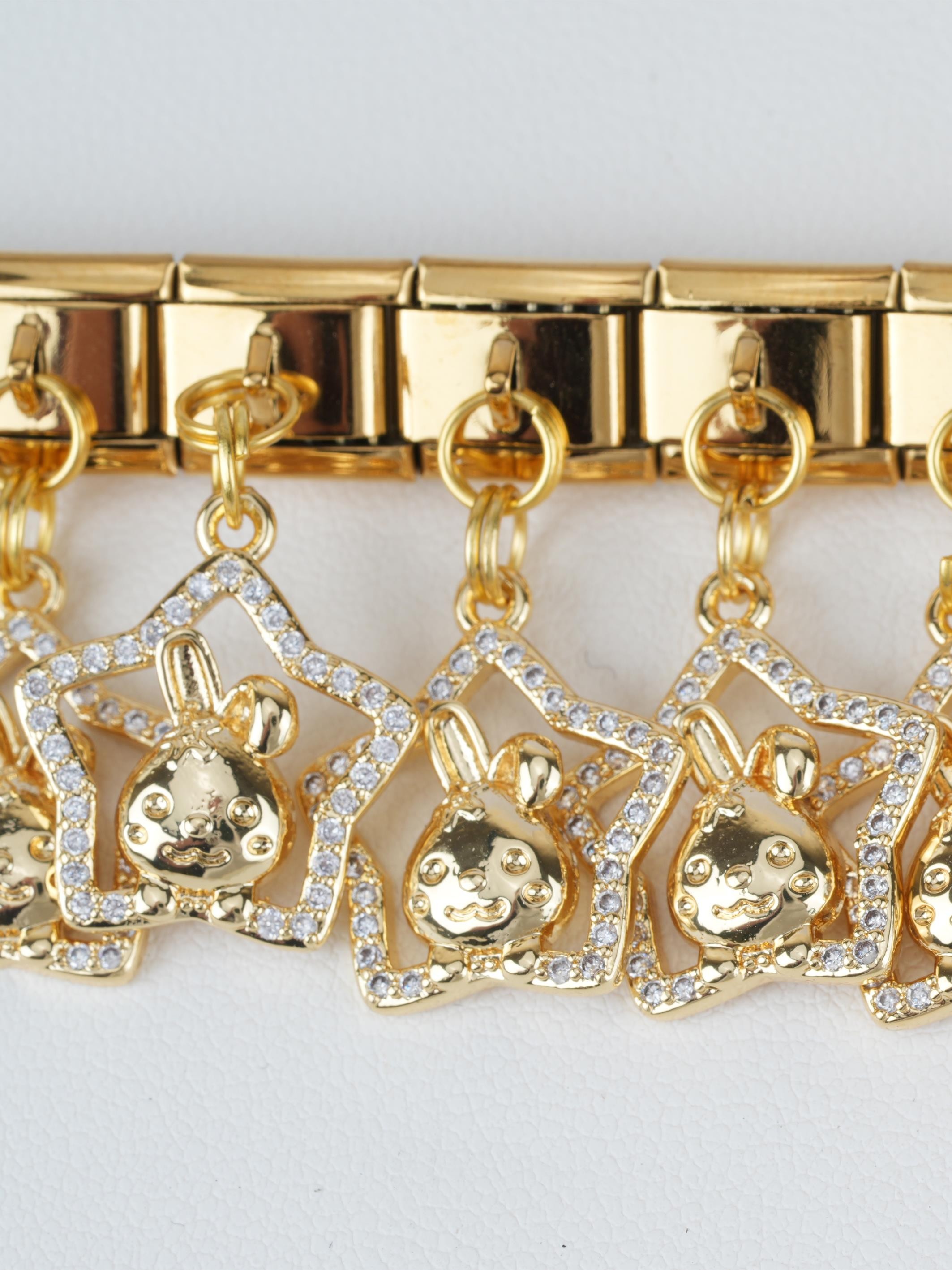 ÇELİK CHARM