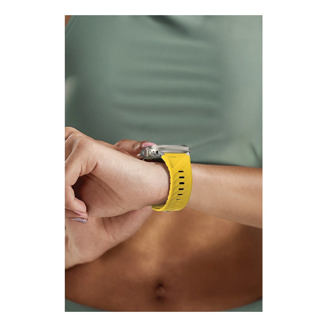 UNIQ Watch Ultra 49mm Fluo Manyetik Kordon