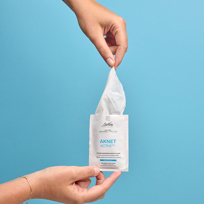 Bionike Aknet Activepeel 3 Asitli Arındırıcı Peeling Losyon – 10 Şase