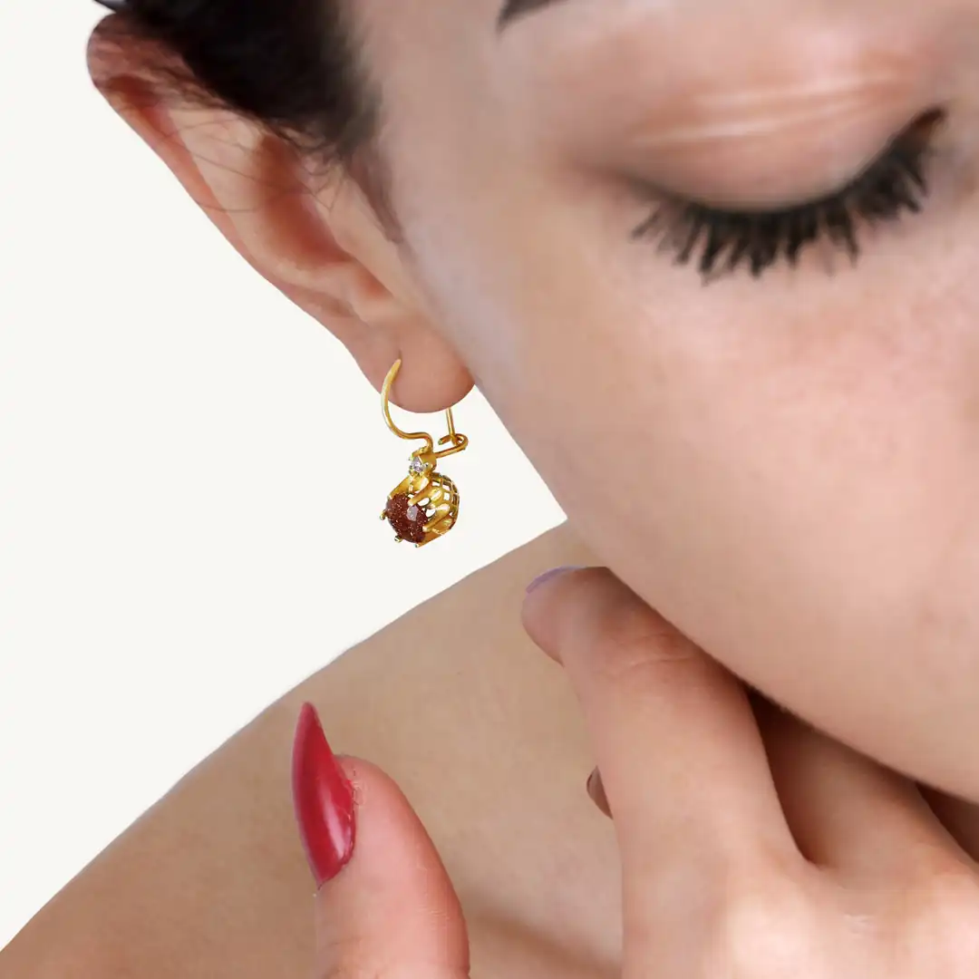 Kumtaşı Gold Earrings