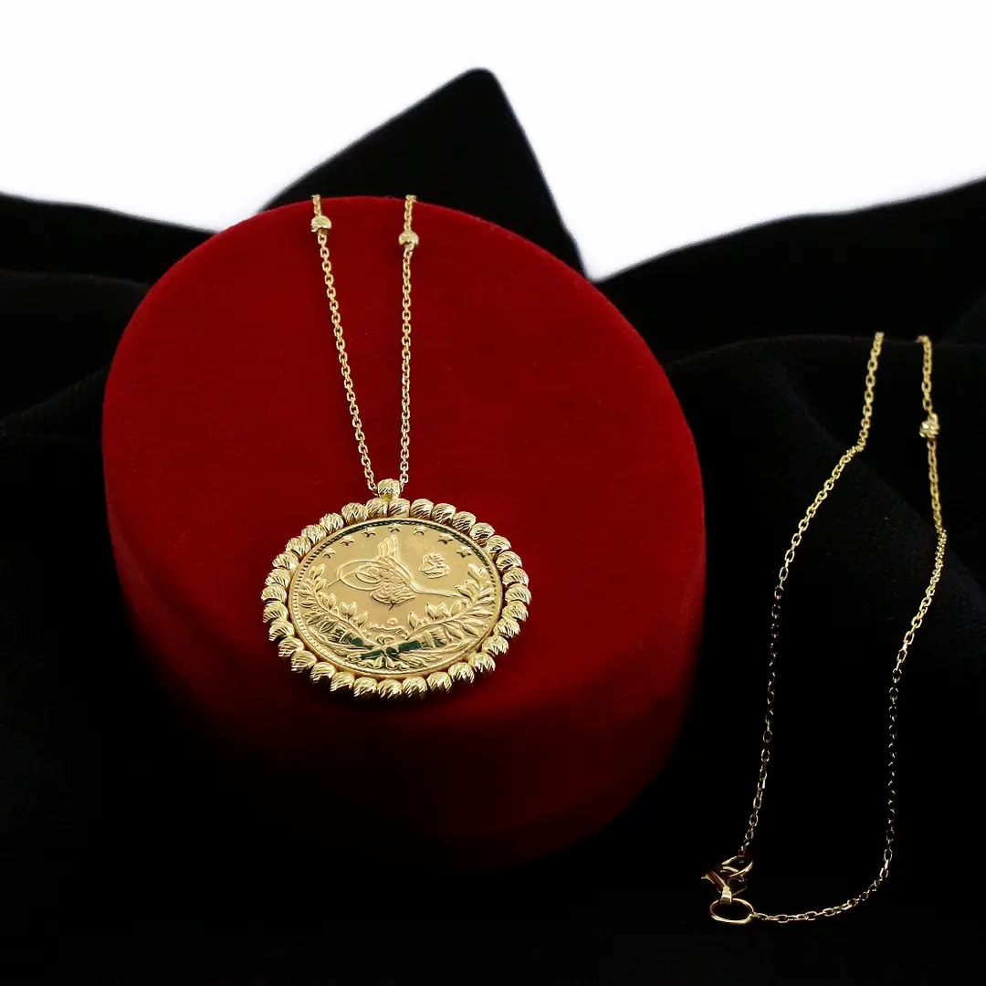 Reşat Tam Lira Coin Dorica Top Framed Necklace