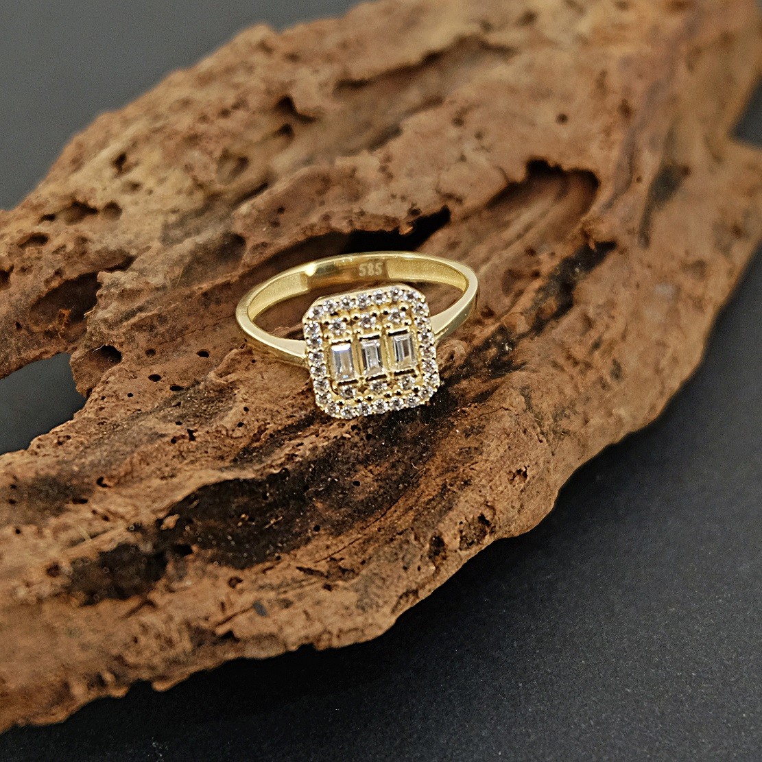 Gold Baguette Ring