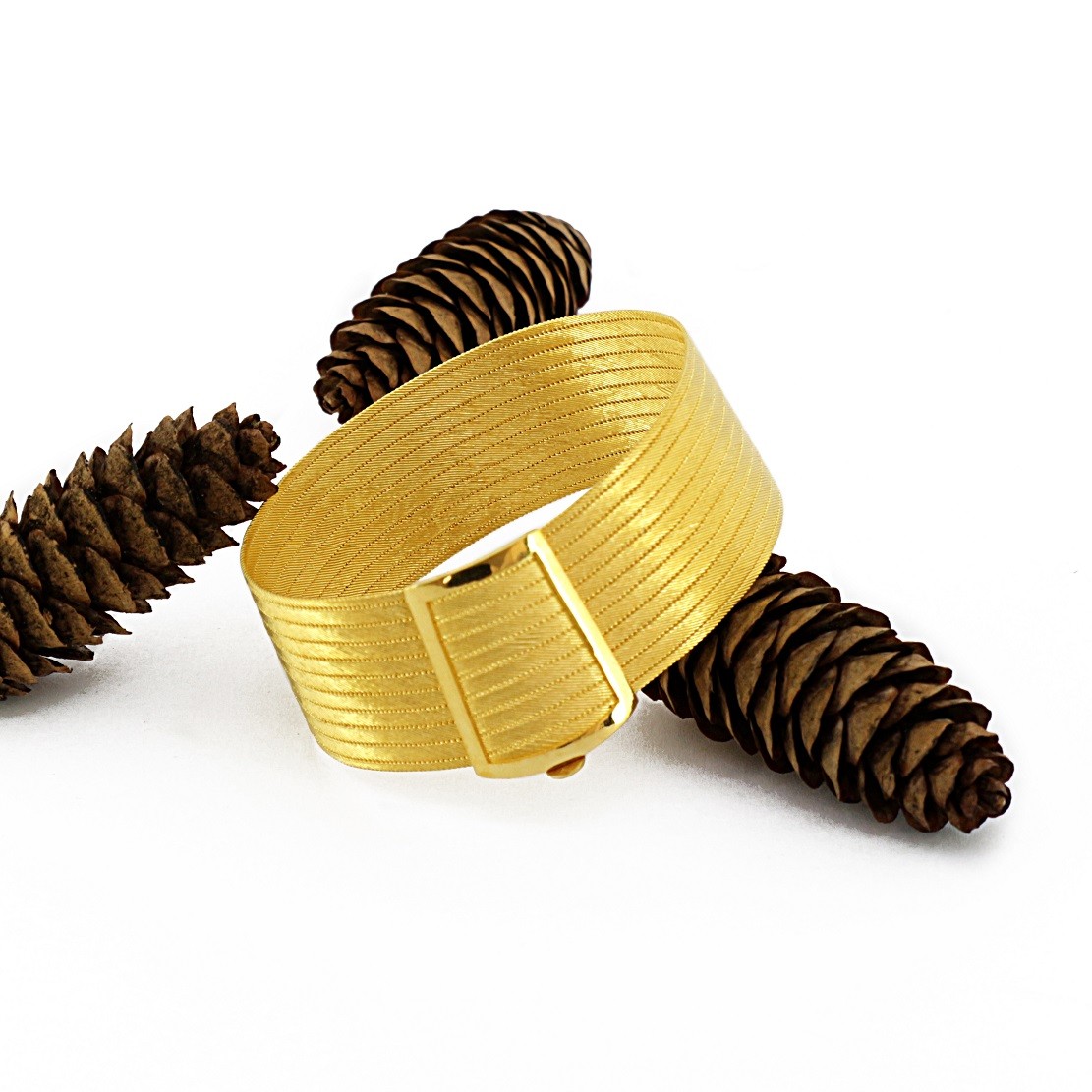 22K Gold Straw Bracelet