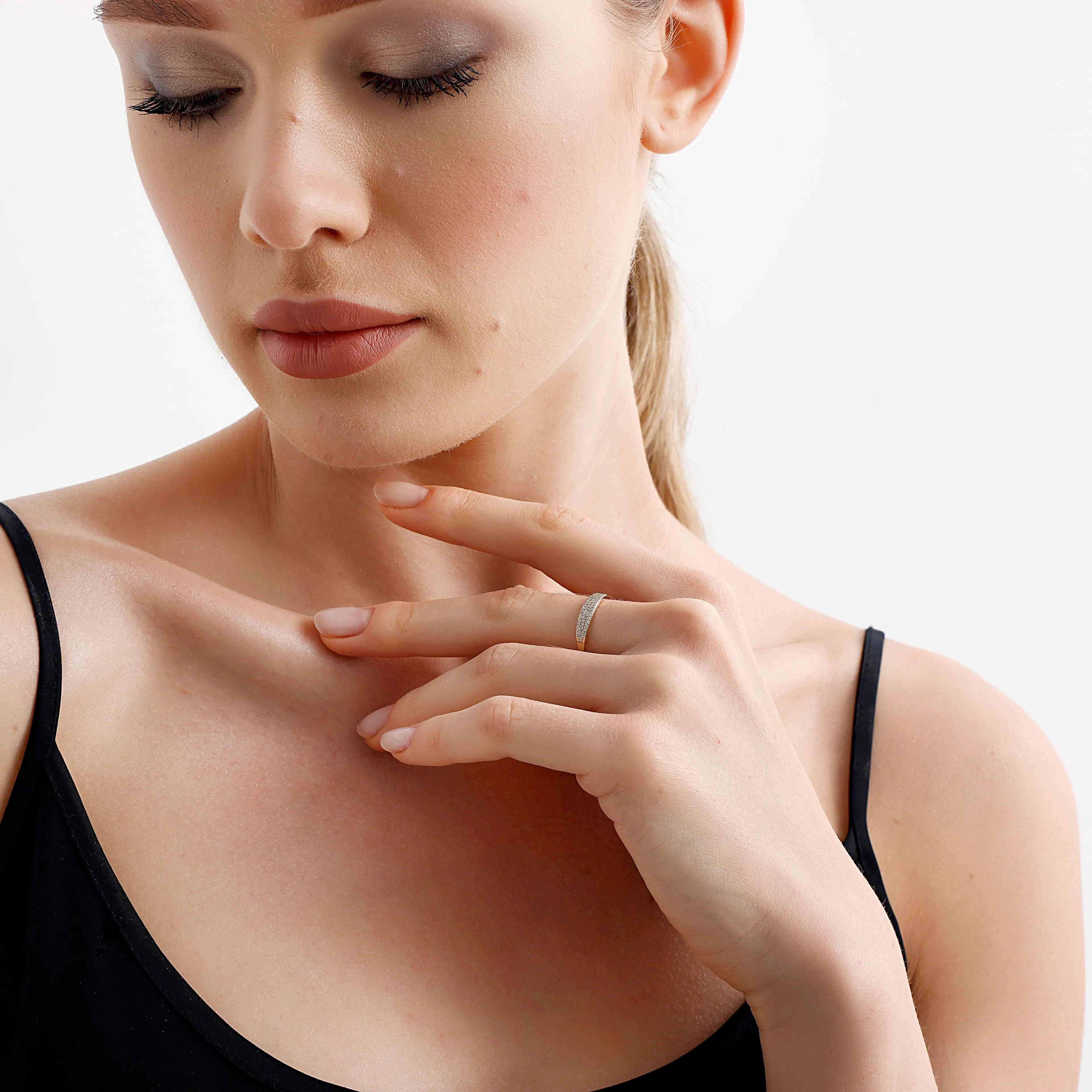 Pırlanta Taşlı Altın Yüzük