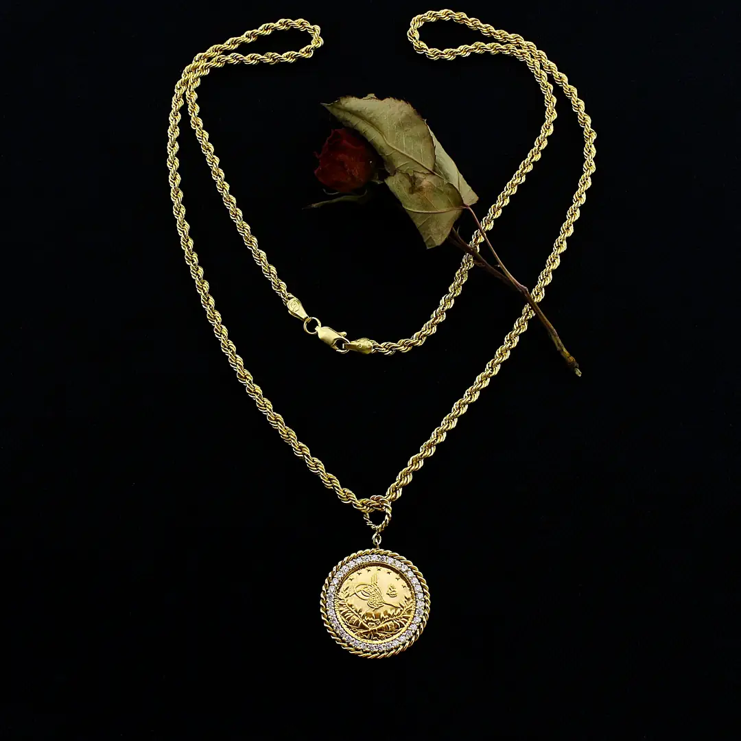 Reşat Half Lira Coin Framed Necklace