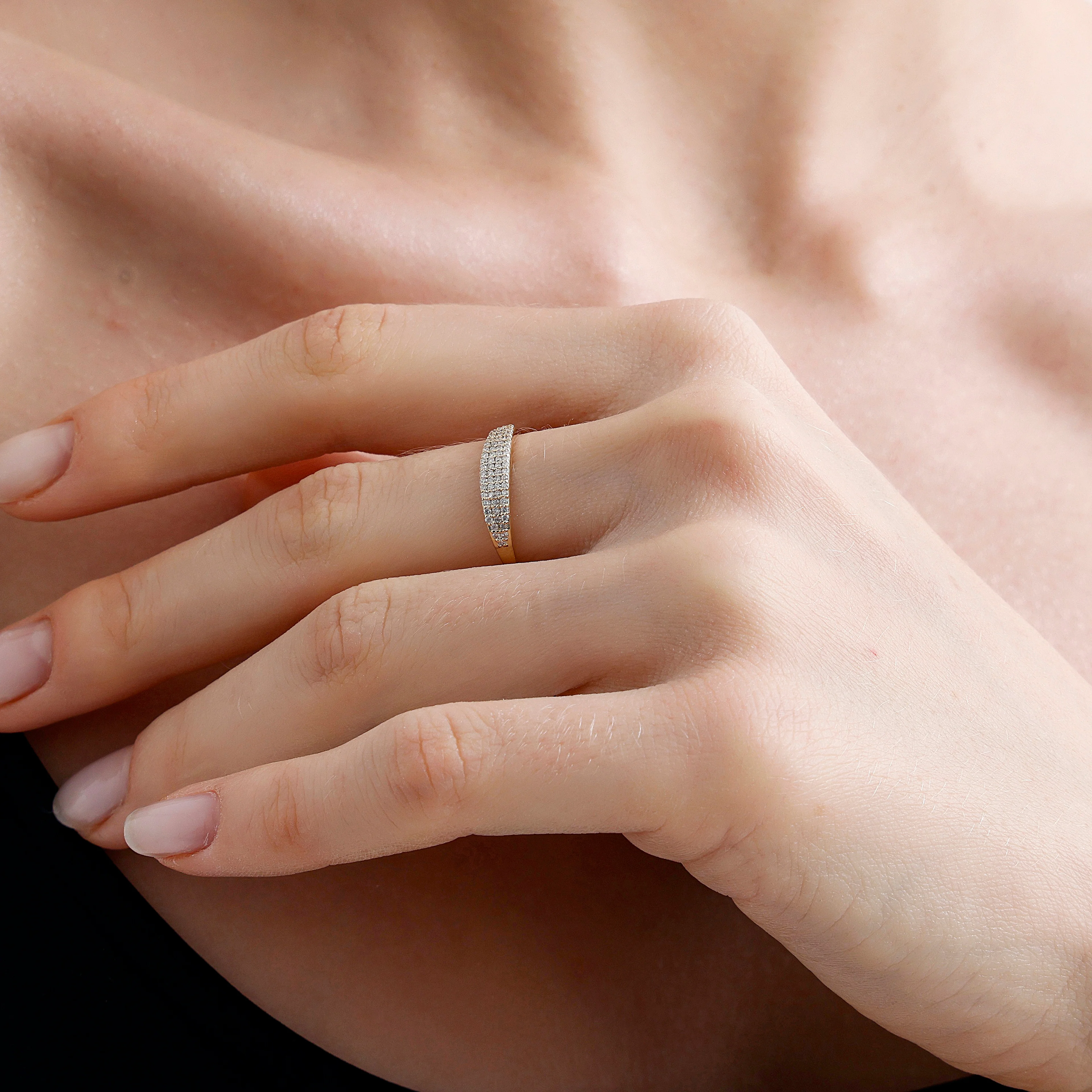 Pırlanta Taşlı Altın Yüzük