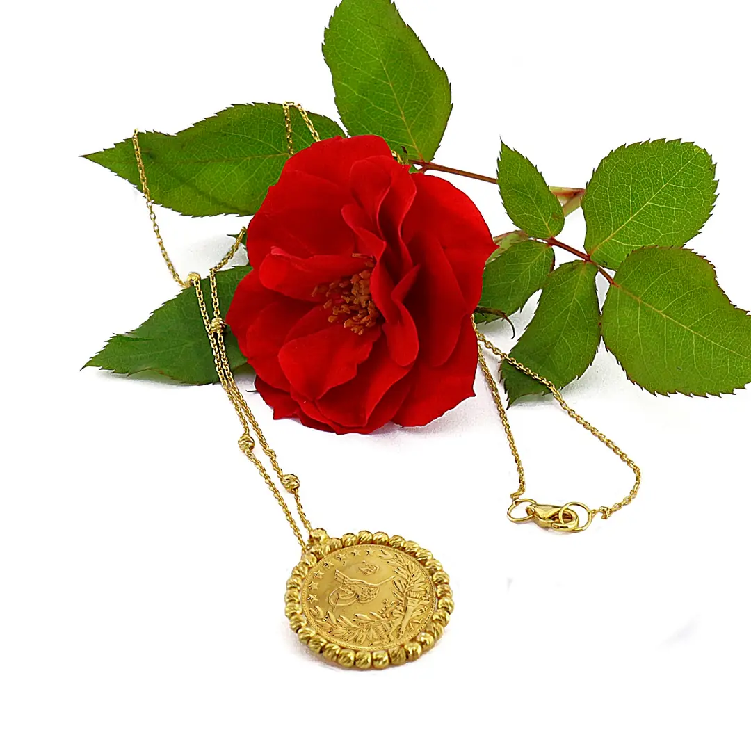 Reşat Half Lira Coin Dorica Toplu Framed Necklace