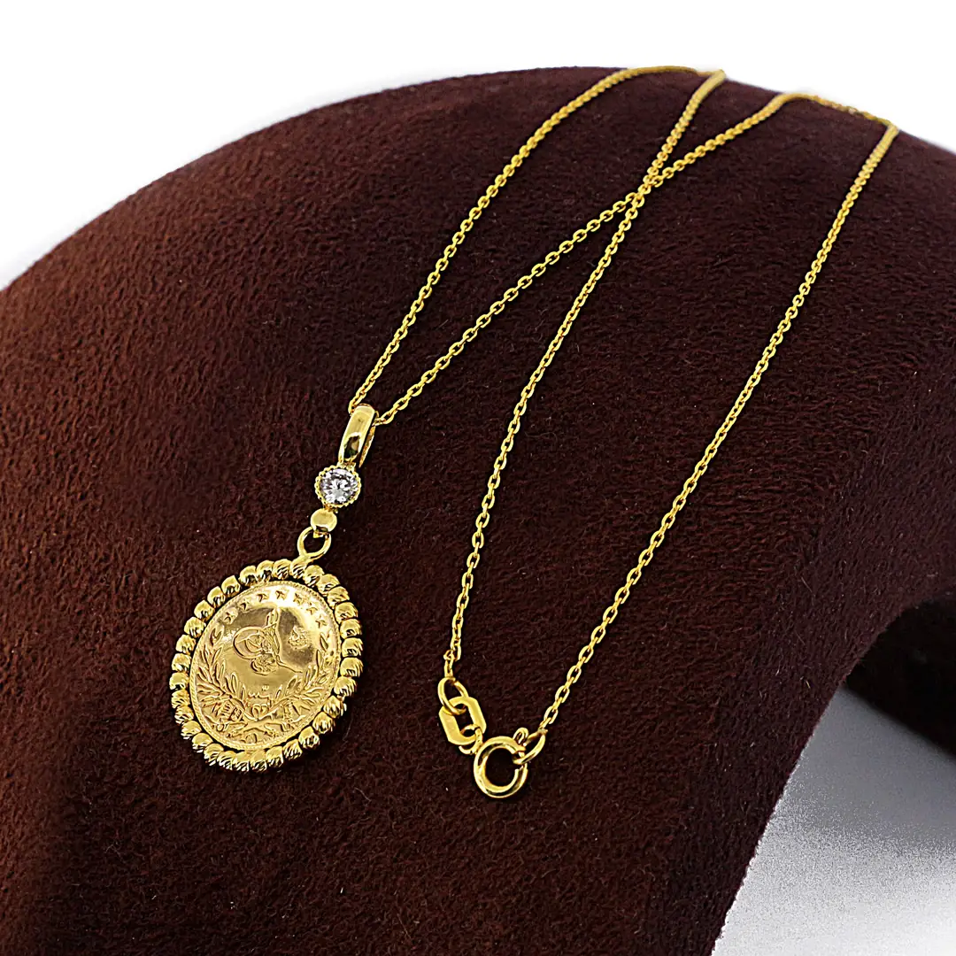 Reşat Quarter Lira Coin Dorica Framed Necklace