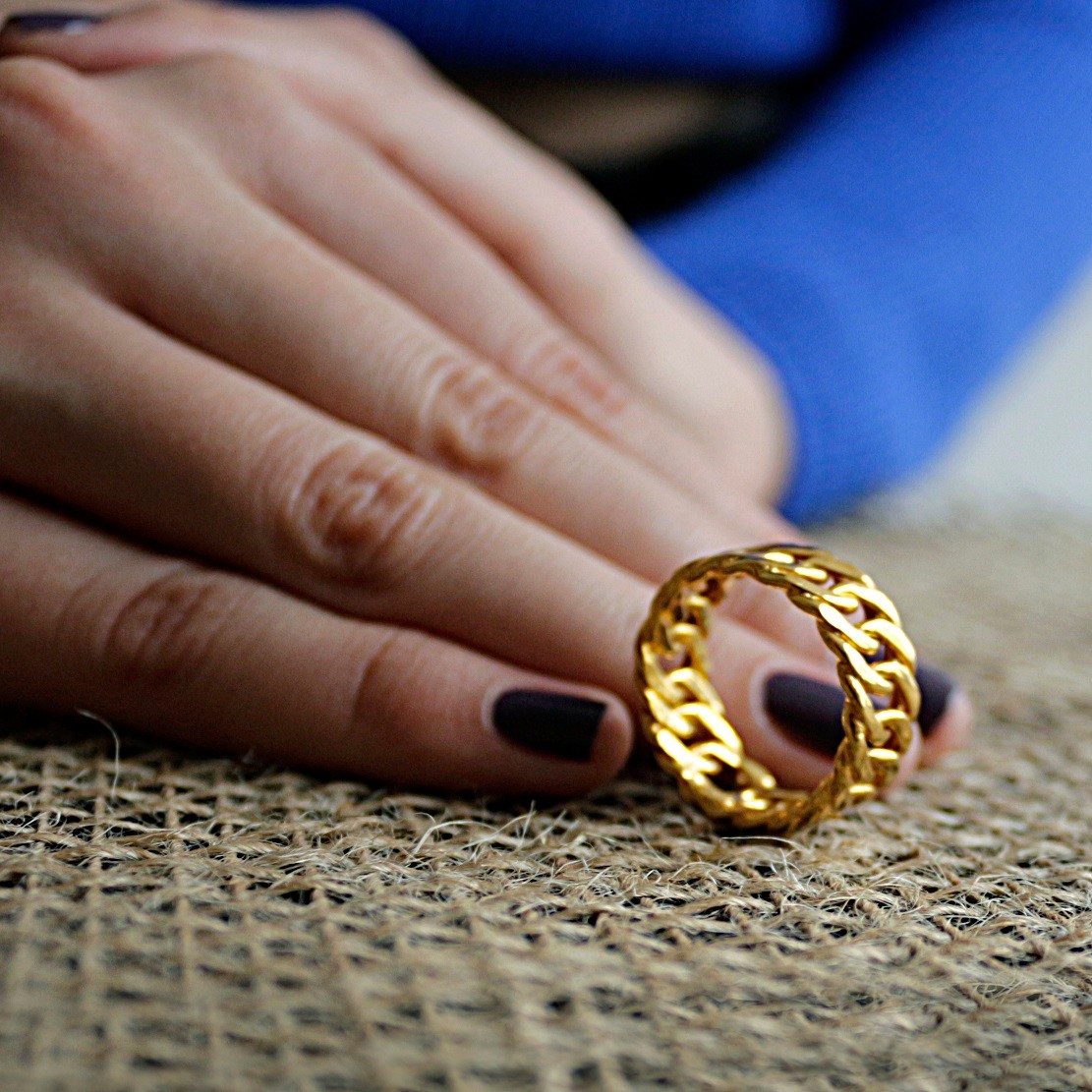 Chain gold ring