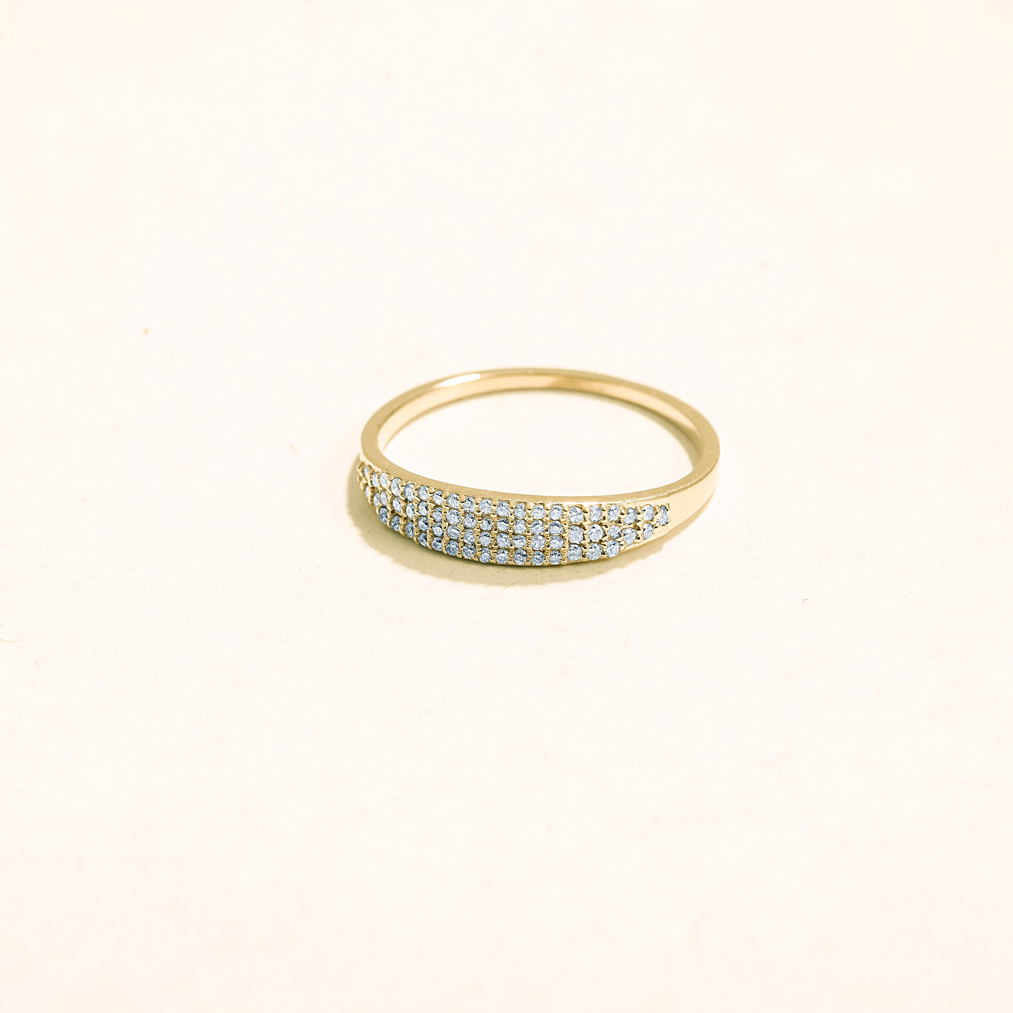 Pırlanta Taşlı Altın Yüzük