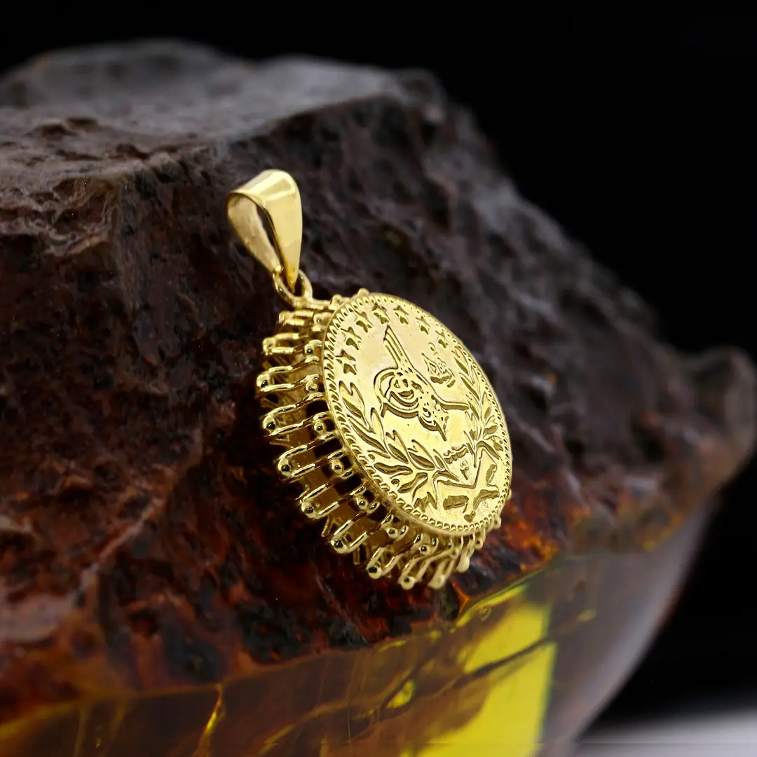 Reşat Baskı Quarter Lira Coin 14 K Güverse Necklace Pendant