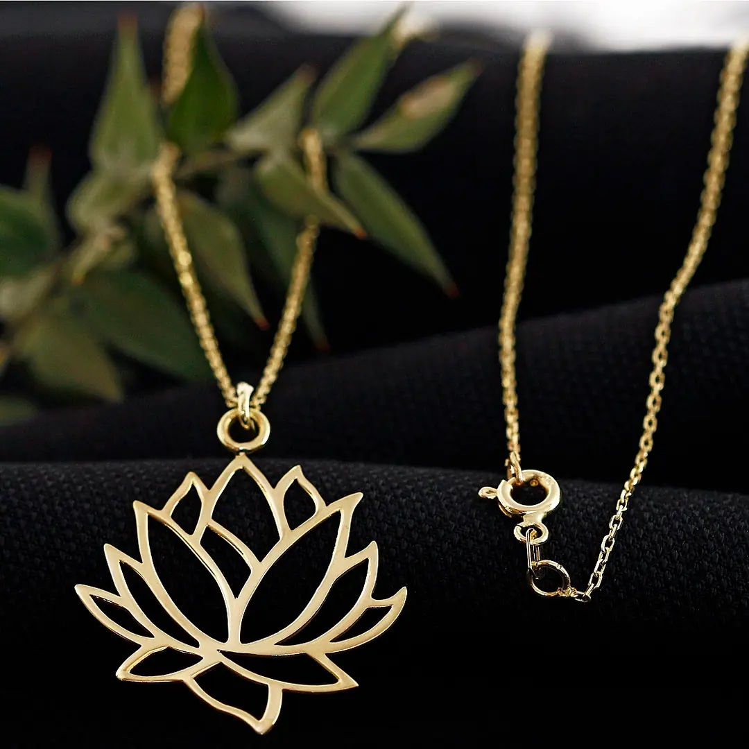 Nilüfer Flower Lotus Necklace