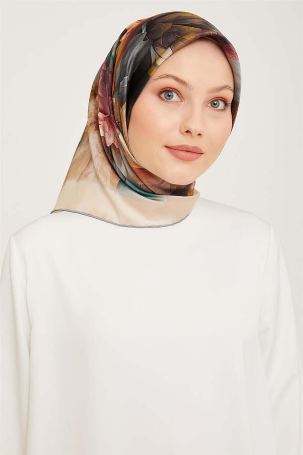 Armine 90*90 Sura İpek Eşarp 23Ka9001D01